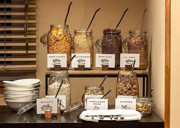 Pestana Chelsea Bridge Hotel & Spa